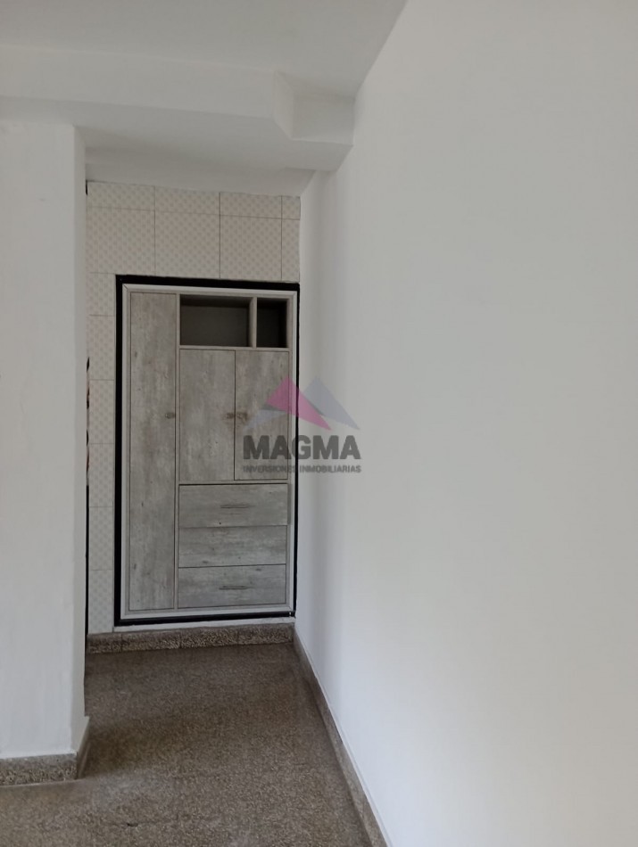 Alquiler - Departamento de 3 Dormitorios (Frente a Plaza Alberdi)