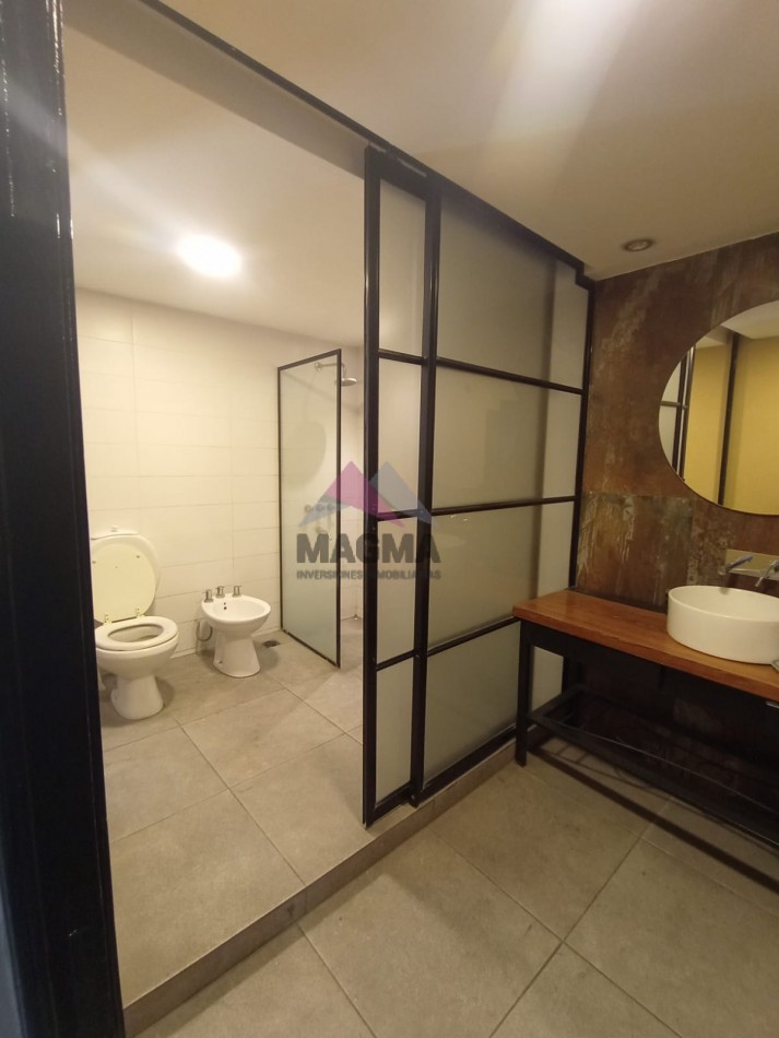 Alquiler - Departamento de 3 Dormitorios (Frente a Plaza Alberdi)