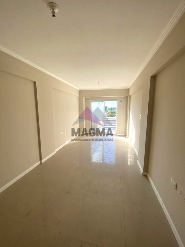 VENTA AMPLIO MONOAMBIENTE CON BALCON , A ESTRENAR, EN B° NORTE