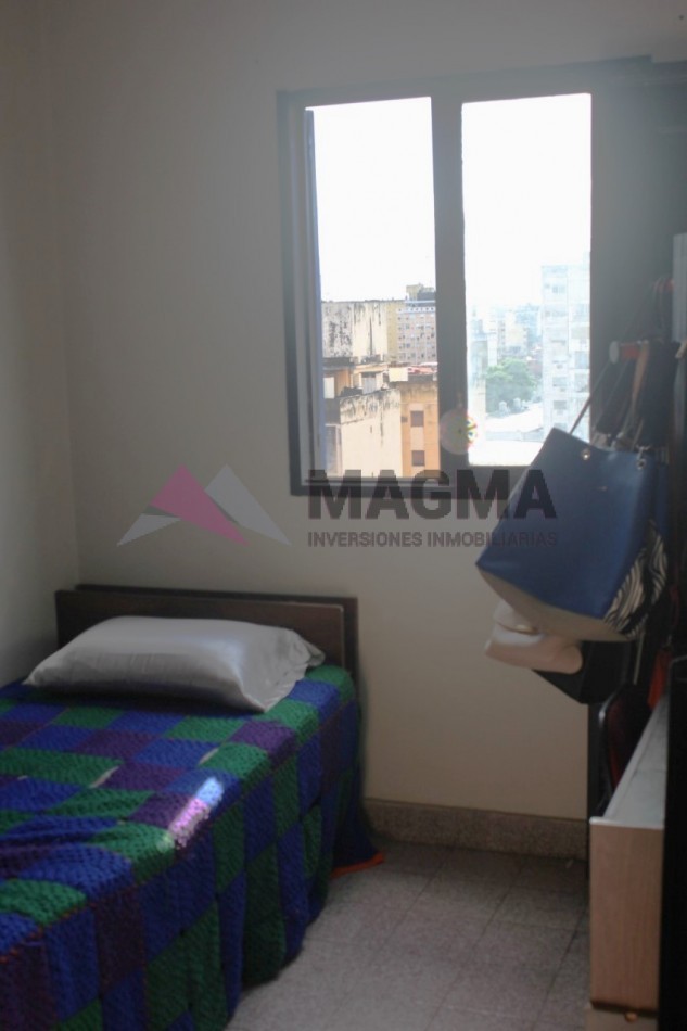 VENTA DEPARTAMENTO DE 3 DORMITORIOS + COCHERA en SAN JUAN al 300