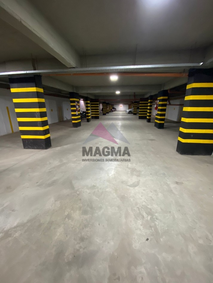 VENTA - AMPLIO DEPARTAMENTO DE 2 DORMITORIOS, A ESTRENAR, EN B° NORTE