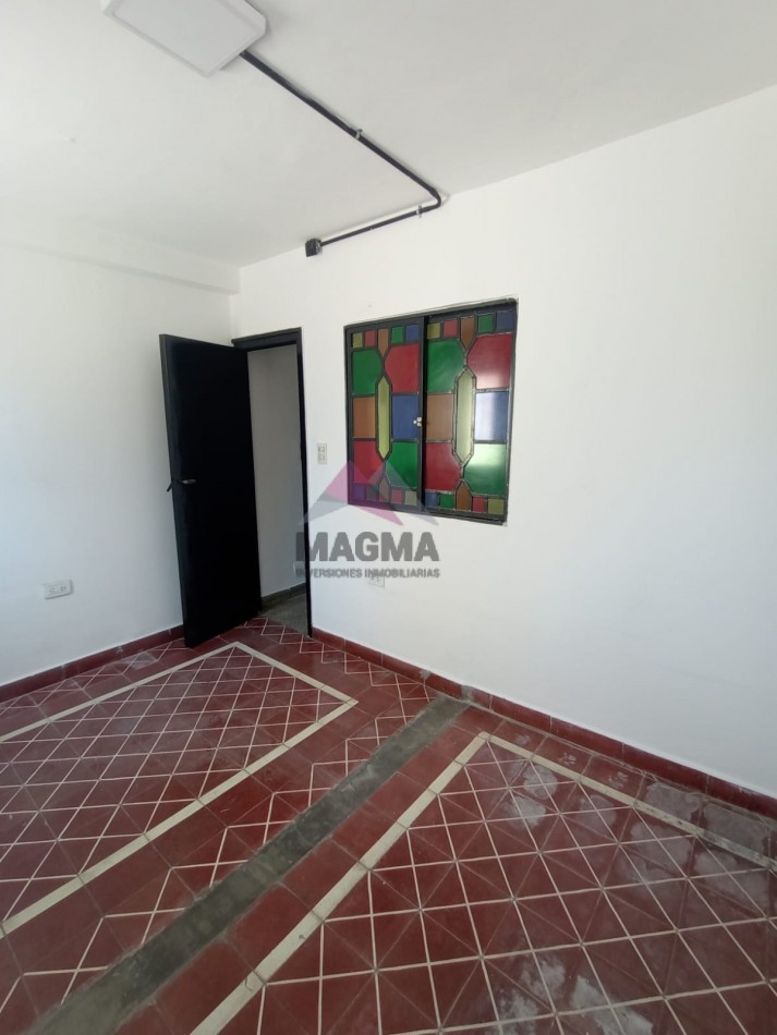 Alquiler - Departamento de 3 Dormitorios (Frente a Plaza Alberdi)
