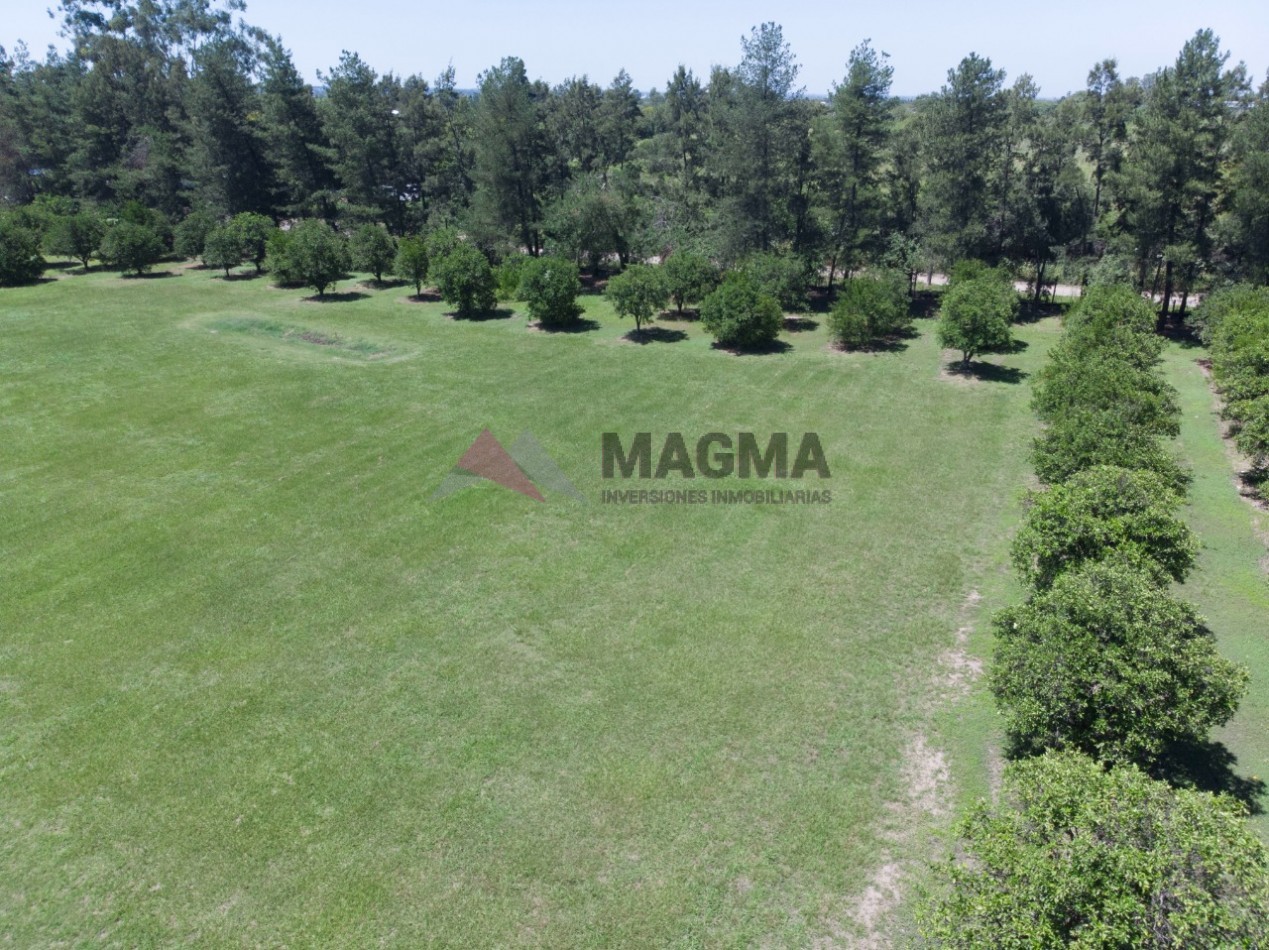 ¡OPORTUNIDAD UNICA! Terreno de 5.000 m2 en Club de Campo: Las Moritas