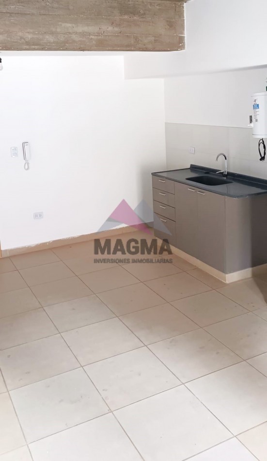 Monoambiente Amplio en " El Abasto", Barrio "Ciudadela"